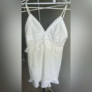 GIANNI BINI WHITE LACE DRESS WITH RUFFLE EDGE SIZE L